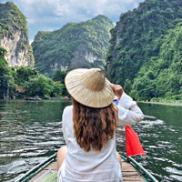 Review du lịch Hồ Đồng Chương: Sơn thủy hữu tình của mảnh đất Ninh Bình